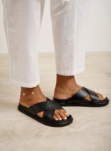Wide fit sandal with crossed straps, Black, Image image number 0