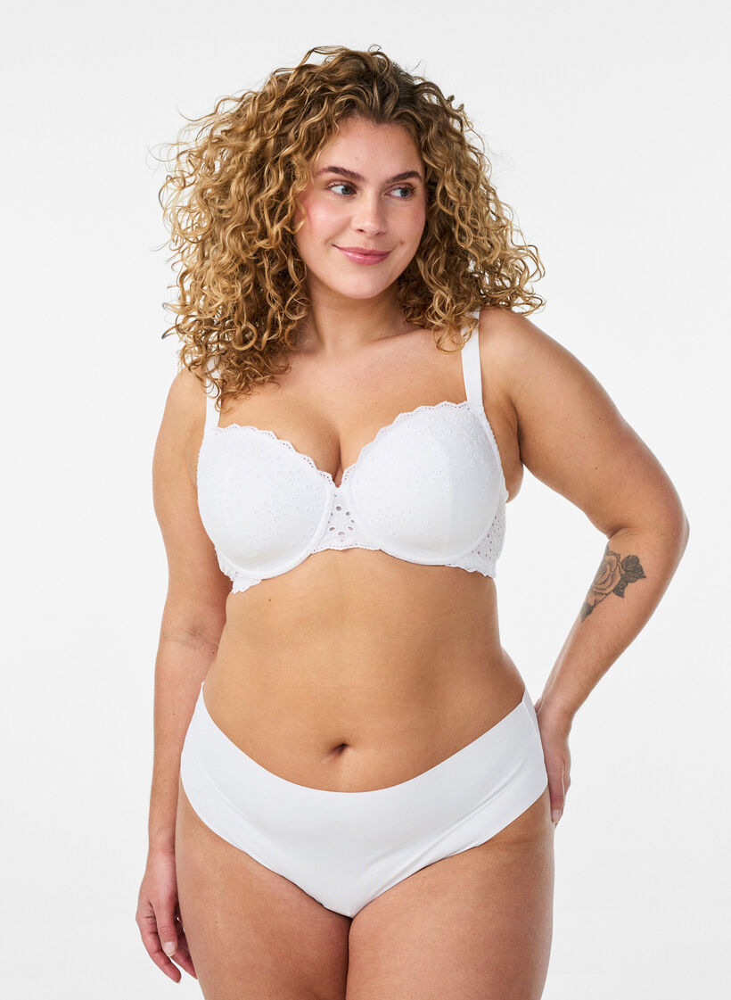 Moulded bra with broderie anglaise, White, Model image number 1