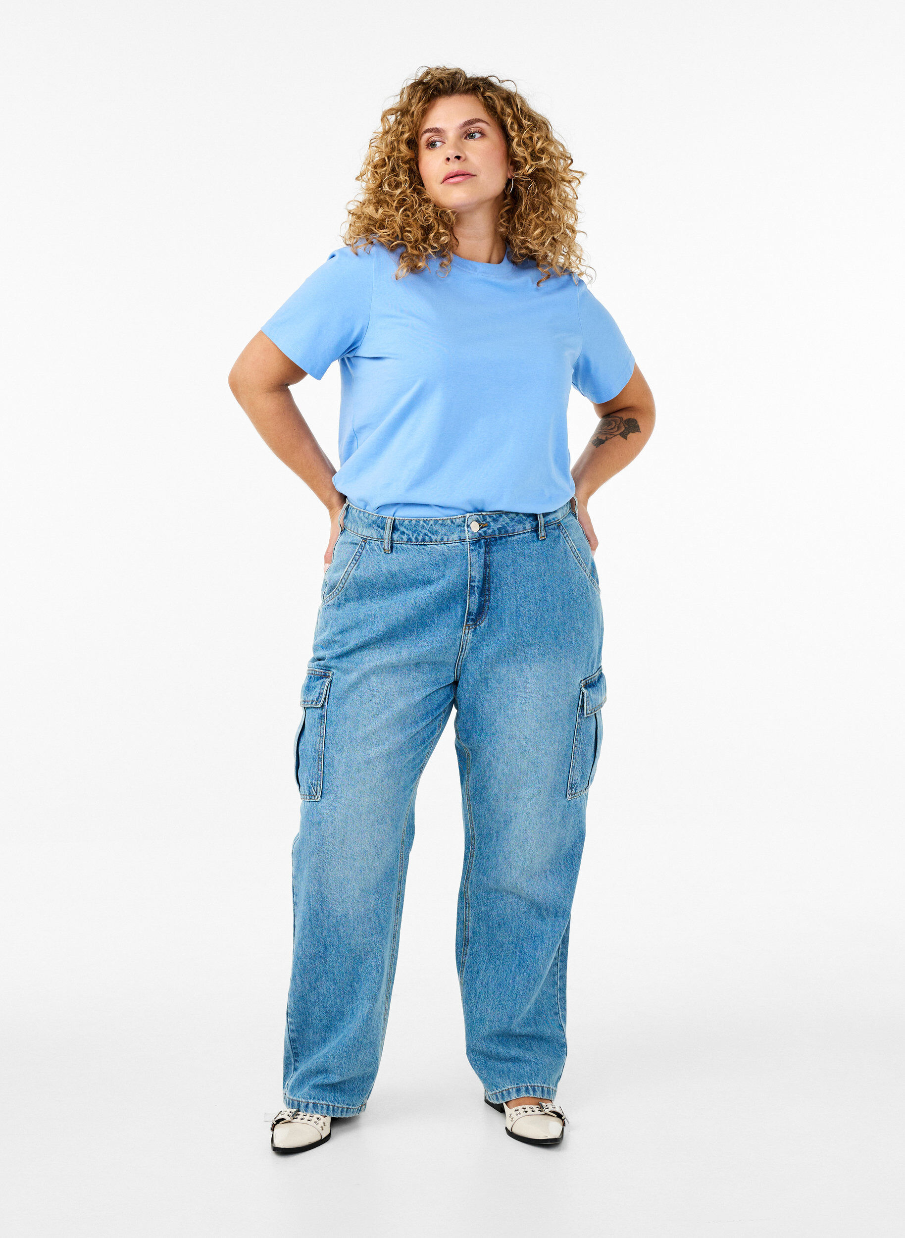 ZizzifashionBasic cotton T-shirt with round neck, Light Blue, Model image number 1