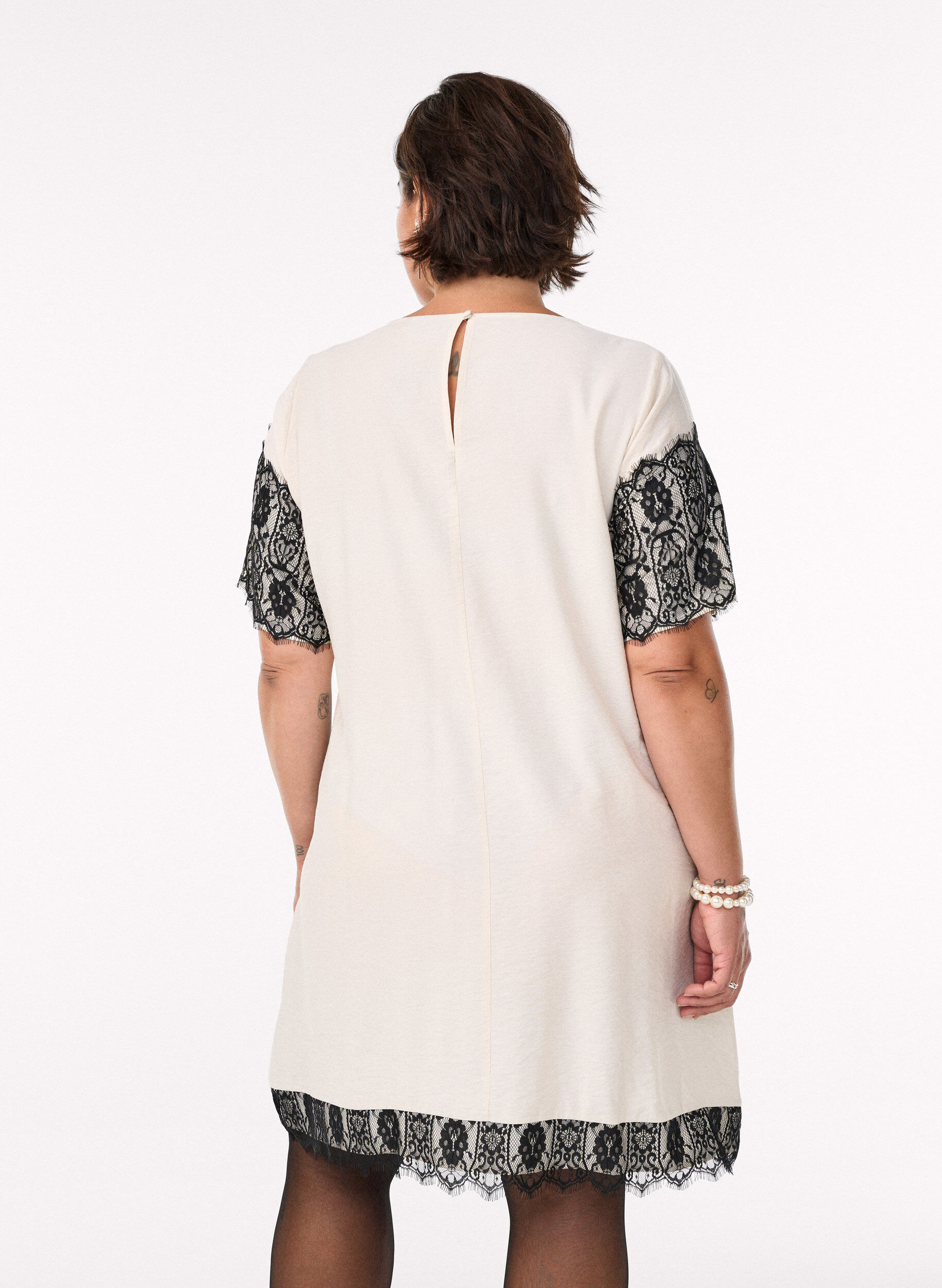 ZizzifashionShort dress with contrasting lace panels, Beige, Model image number 2