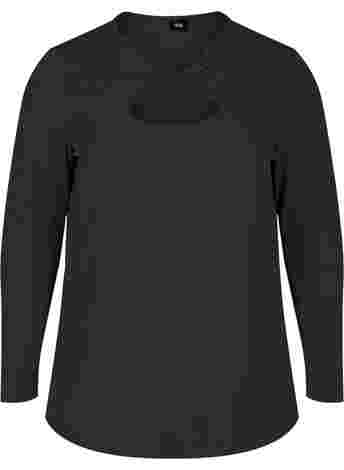 Top with cut out detail and long sleeves