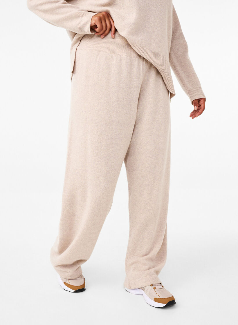 Knitted trousers in merino wool with high waist, Pumice Stone Mel., Model image number 2