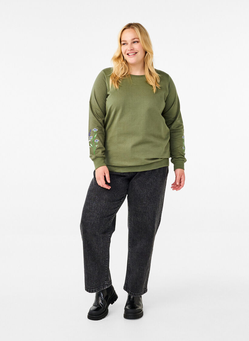 Sweatshirt with embroidered flowers, D. L. Green W. emb., Model image number 2