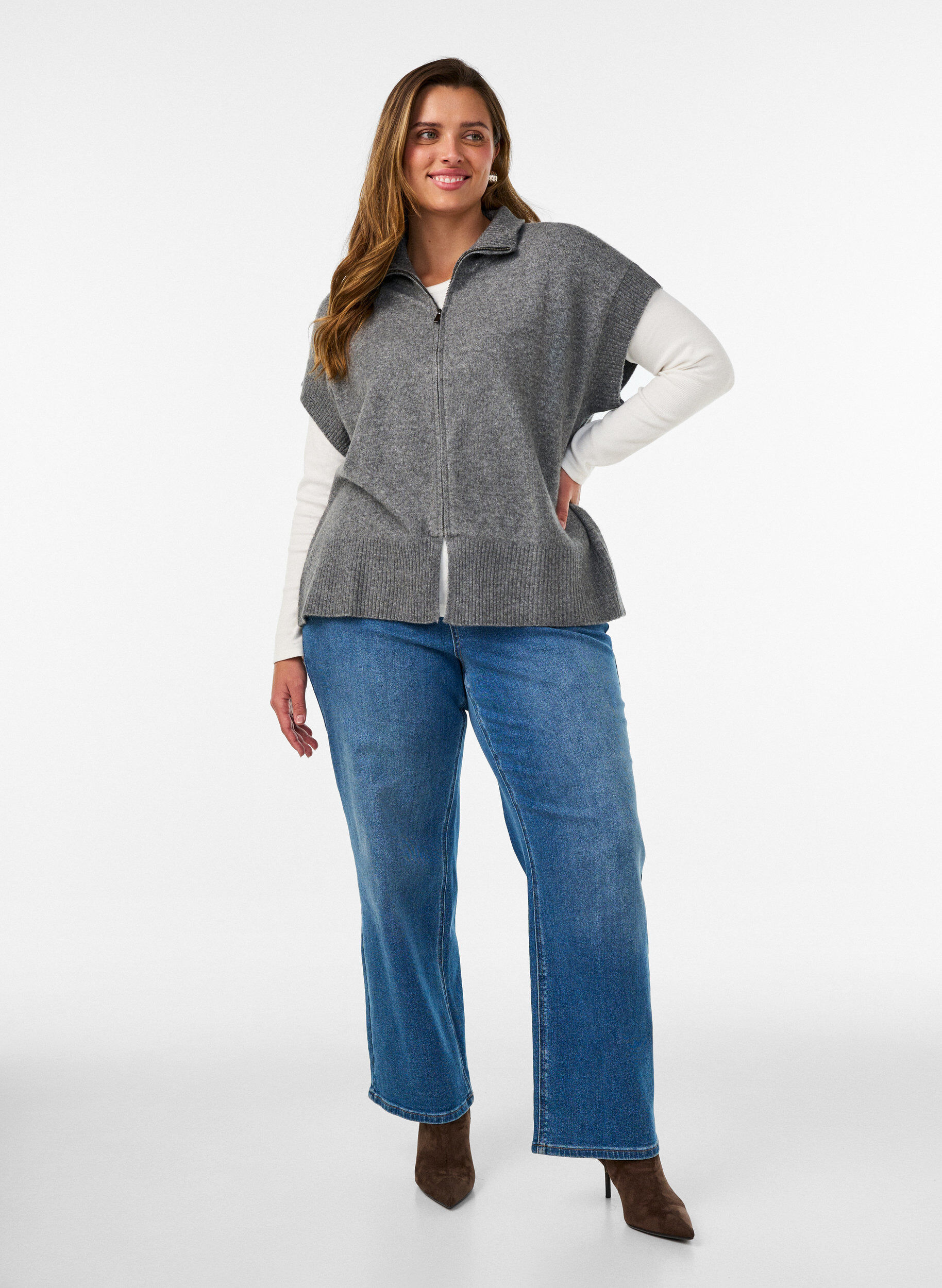 ZizzifashionKnitted vest with high collar and zip, Grey, Model image number 1
