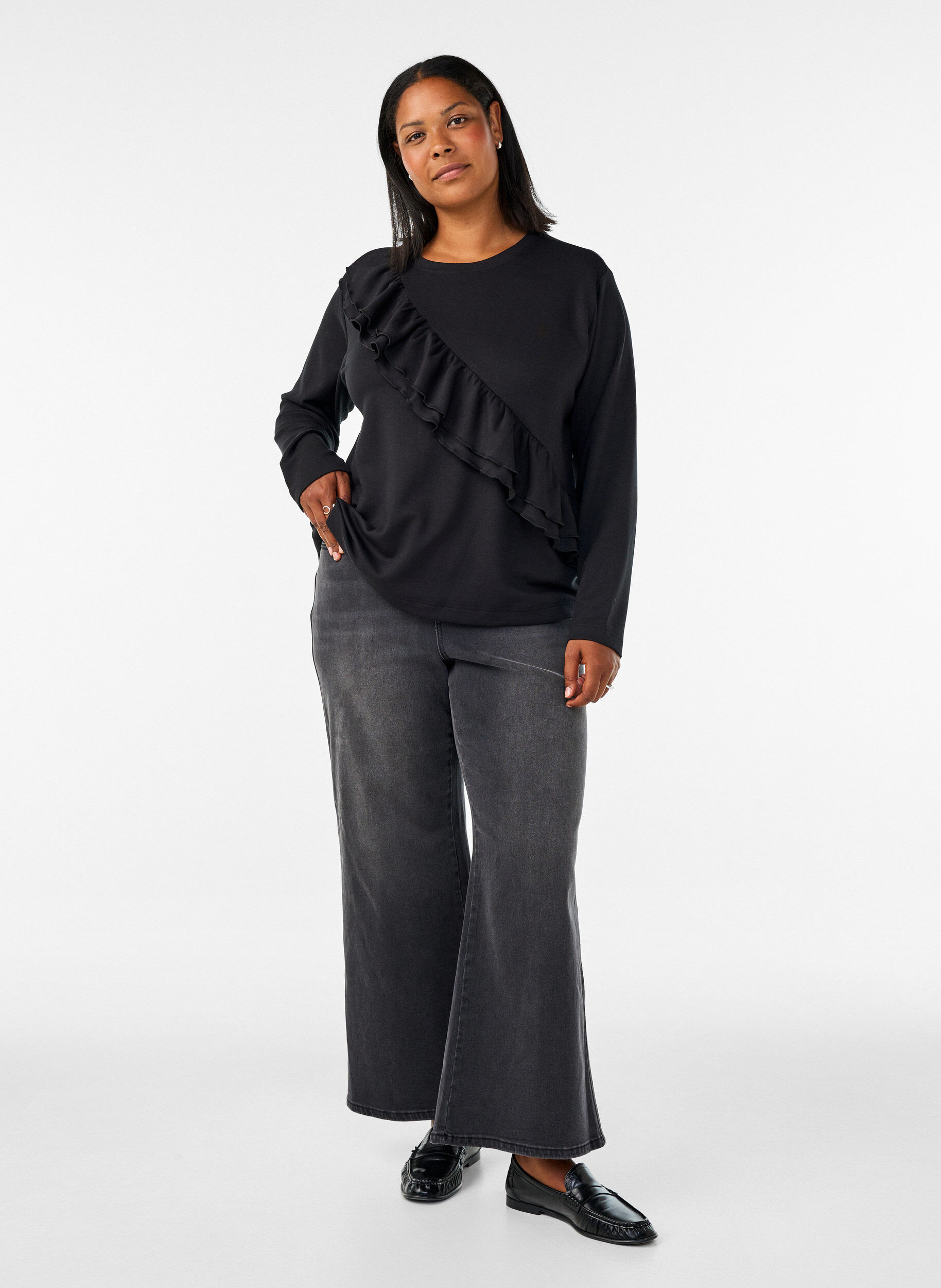 ZizzifashionJersey blouse with a diagonal ruffle detail, Black, Model image number 1