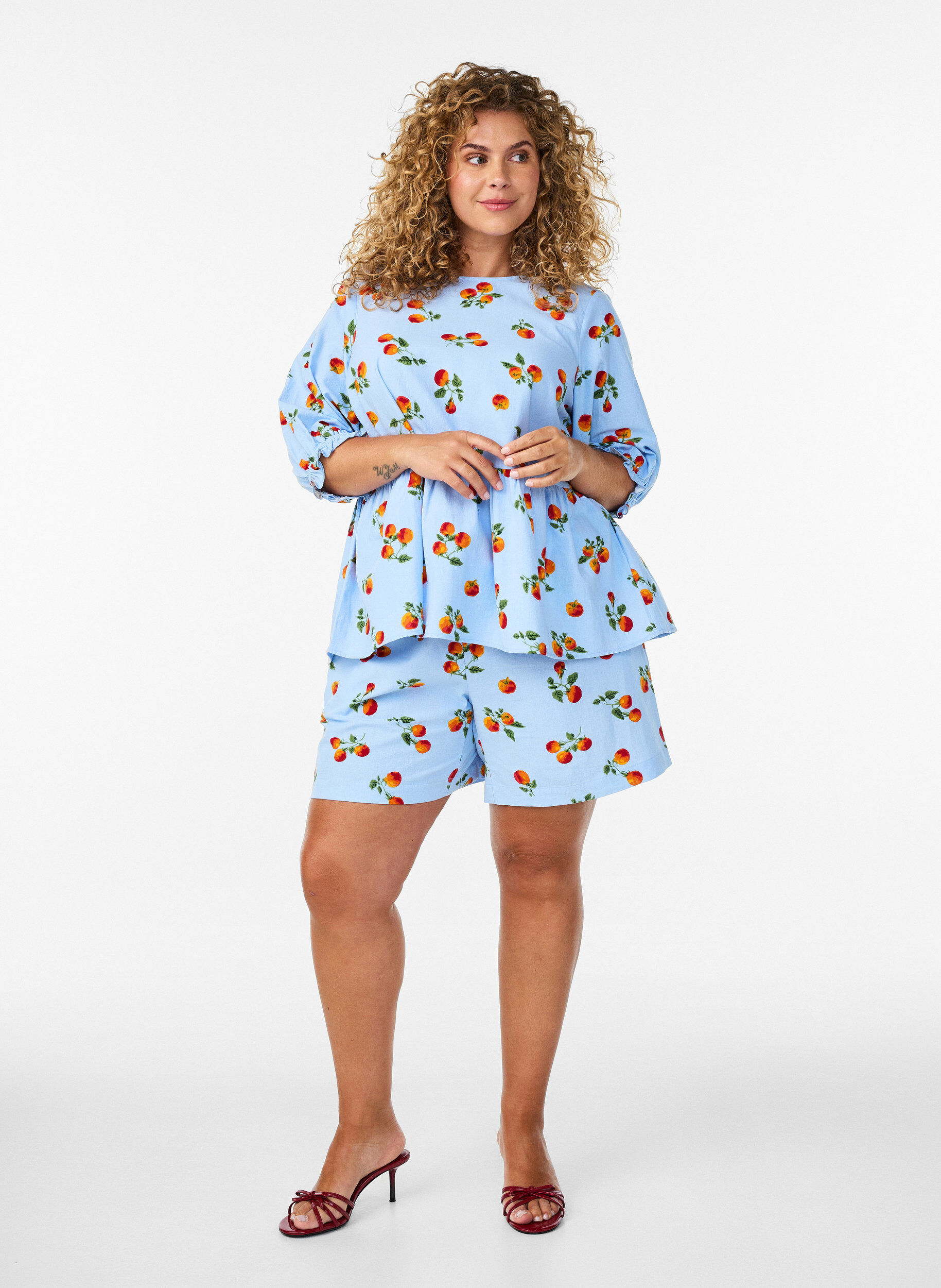 ZizzifashionCotton blouse with tomato print and peplum, Light Blue, Model image number 1