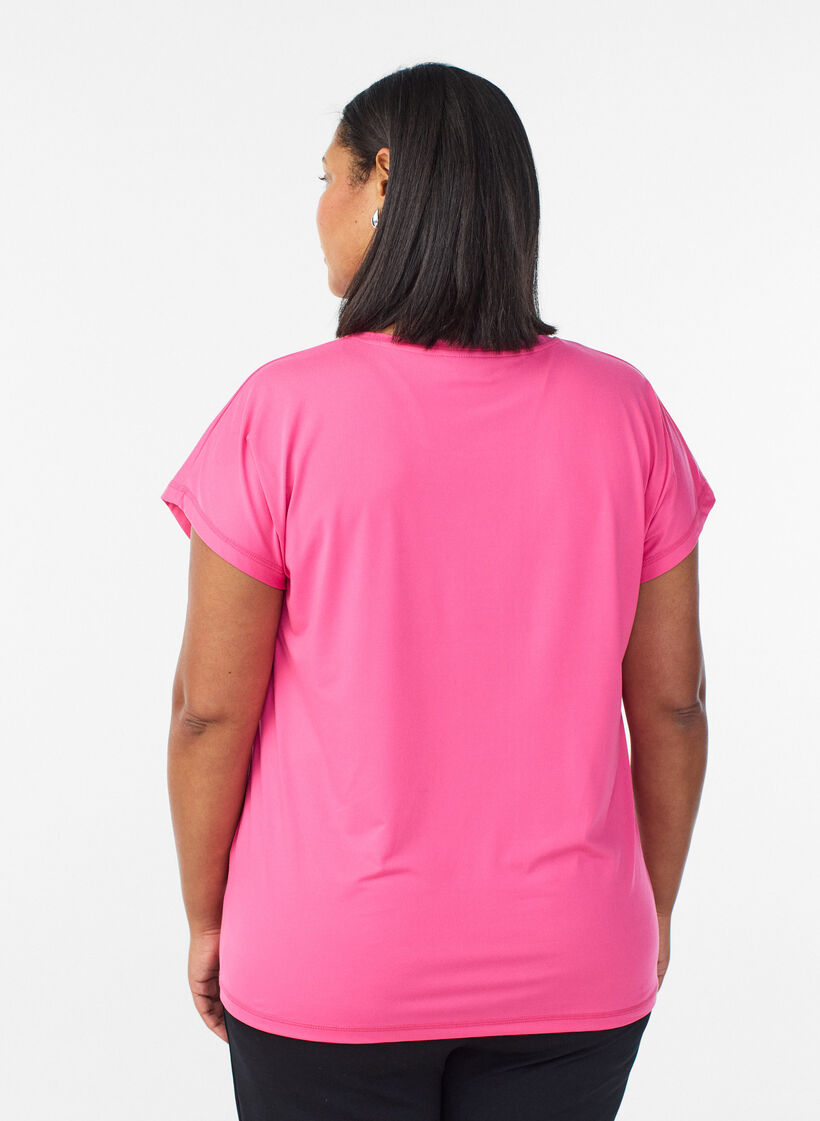 Solid-coloured training T-shirt, Pink, Model image number 2