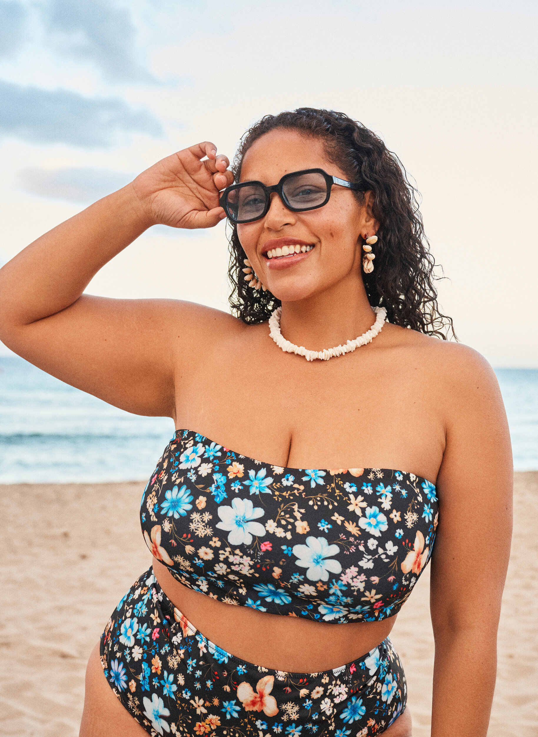 Floral bandeau bikini top