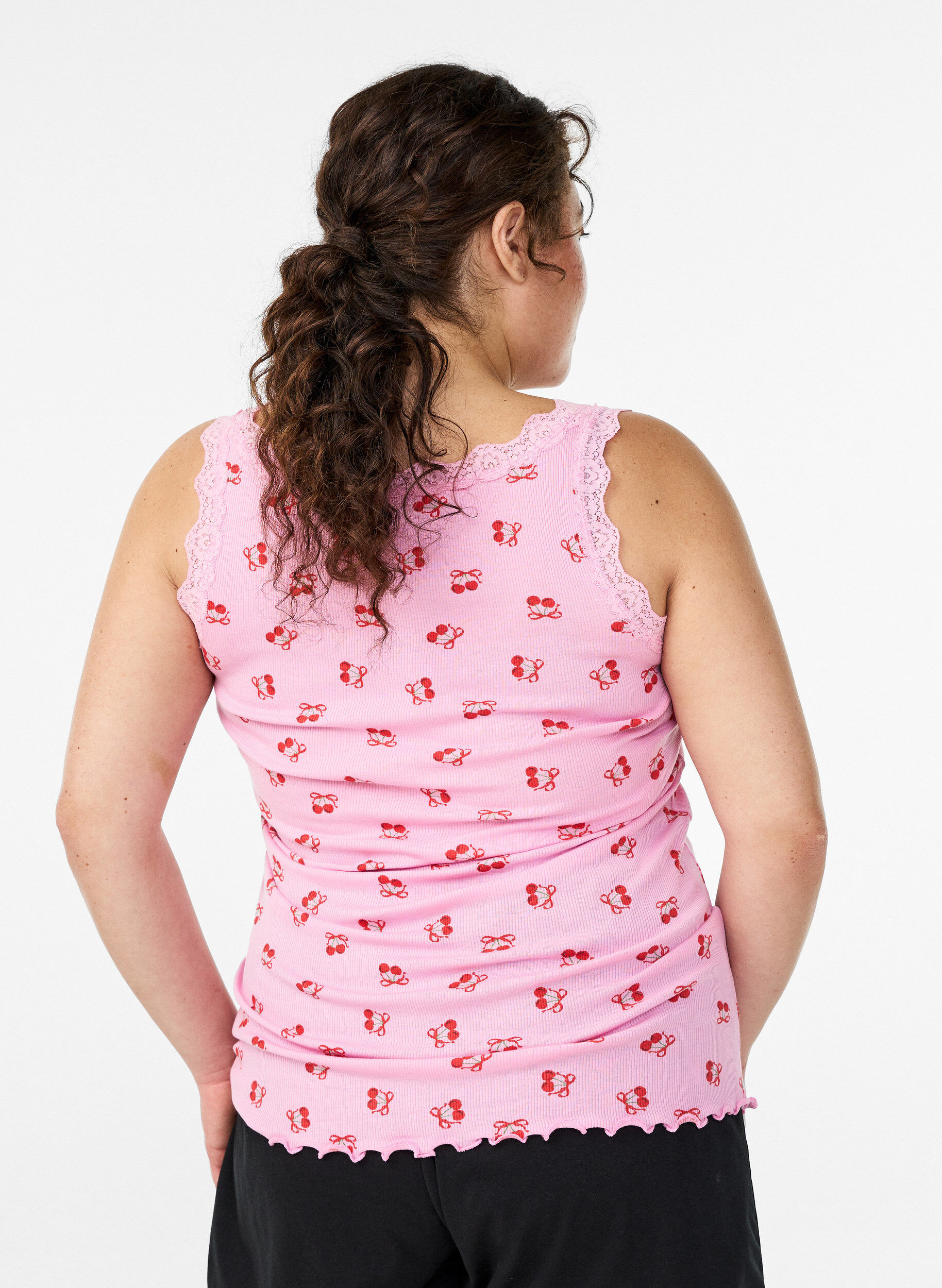 ZizzifashionTop with print and lace edge, Pink, Model image number 2