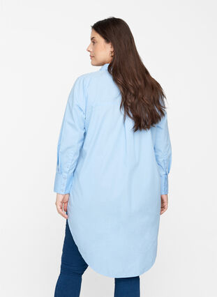 Long cotton shirt with chest pockets, Blue Heron, Model image number 1