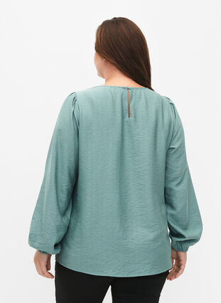 Blouse in viscose with crochet detail, Chinois Green, Model image number 1