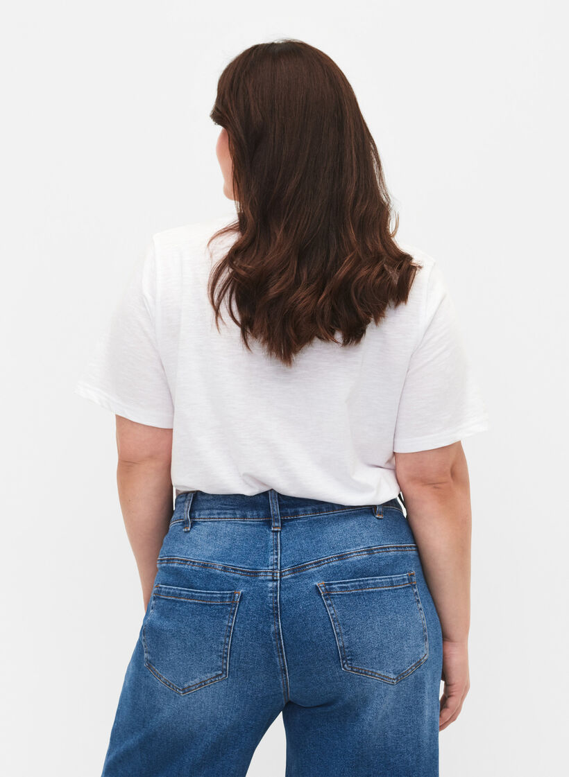 Short-sleeved basic t-shirt with v-neck, White, Model image number 2