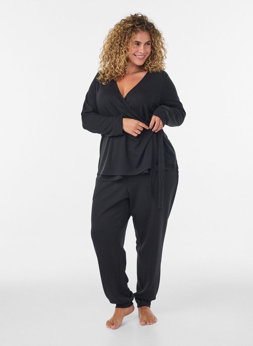Jersey wrap blouse with a tie-fastening, Black, Model image number 4