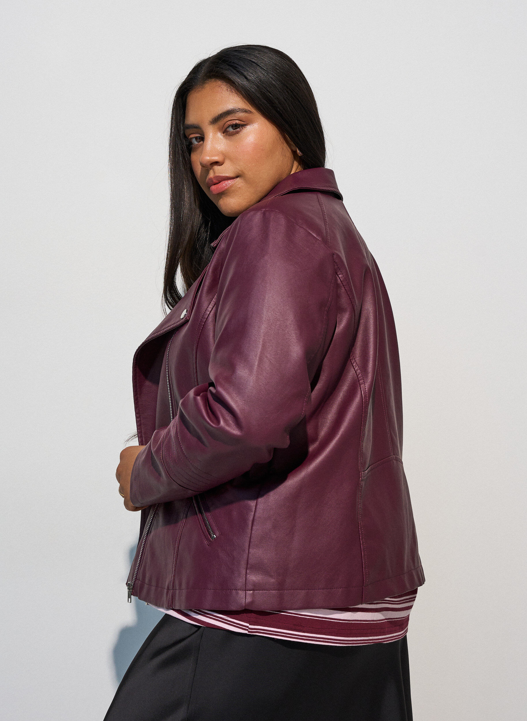 ZizzifashionFaux leather biker jacket, Red, Model image number 2