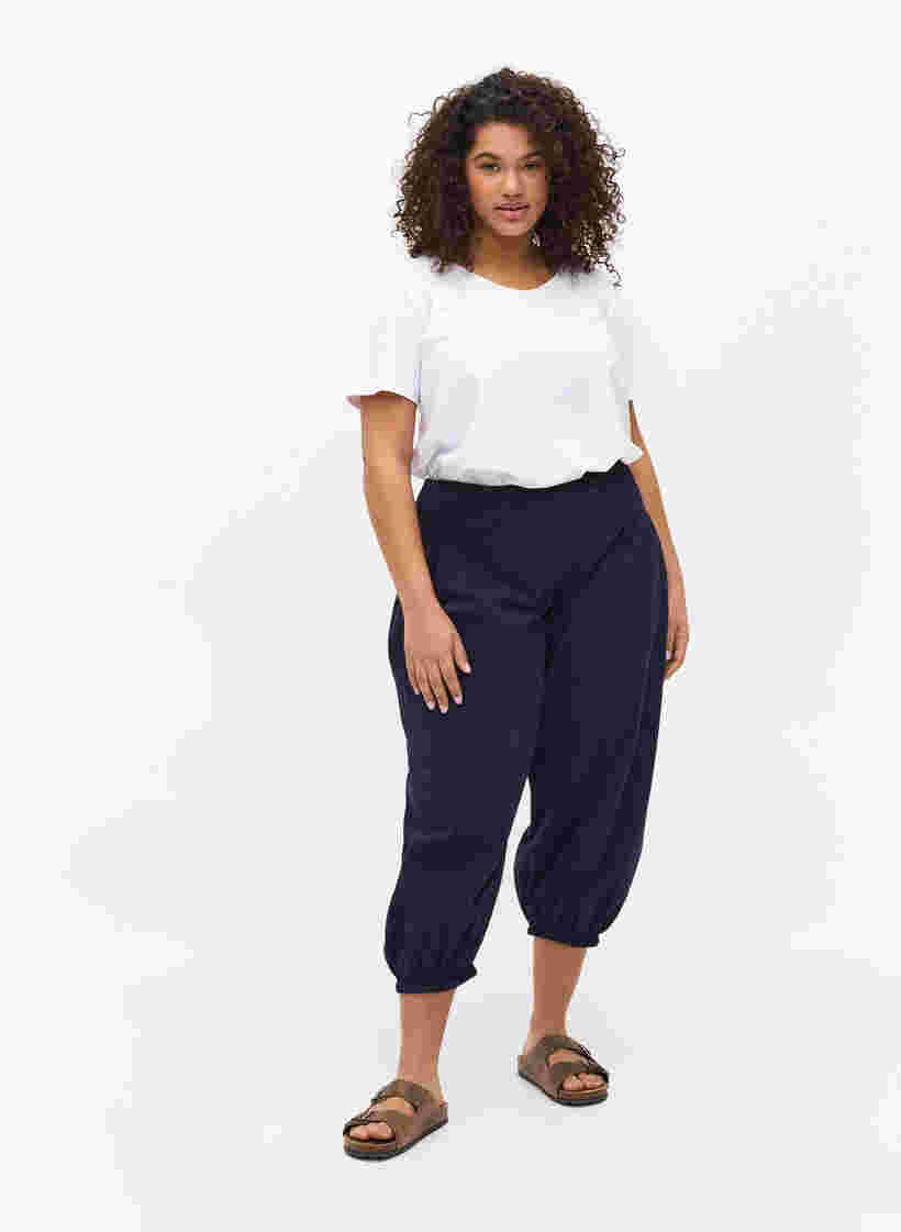 Loose 3/4-length trousers with smock detail, Night Sky, Model image number 3