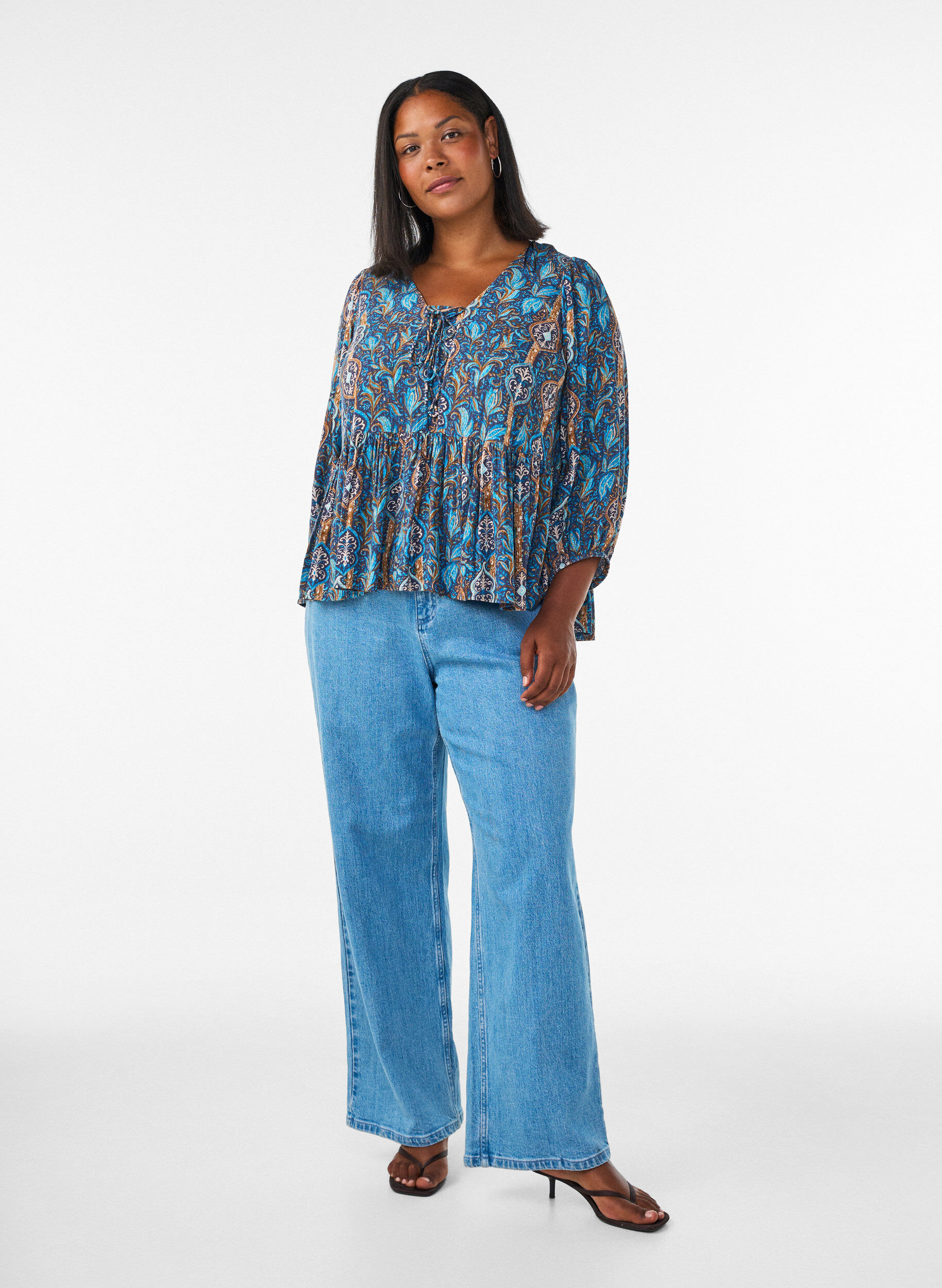 ZizzifashionBlouse with paisley print and lace detail, Light Blue, Model image number 1