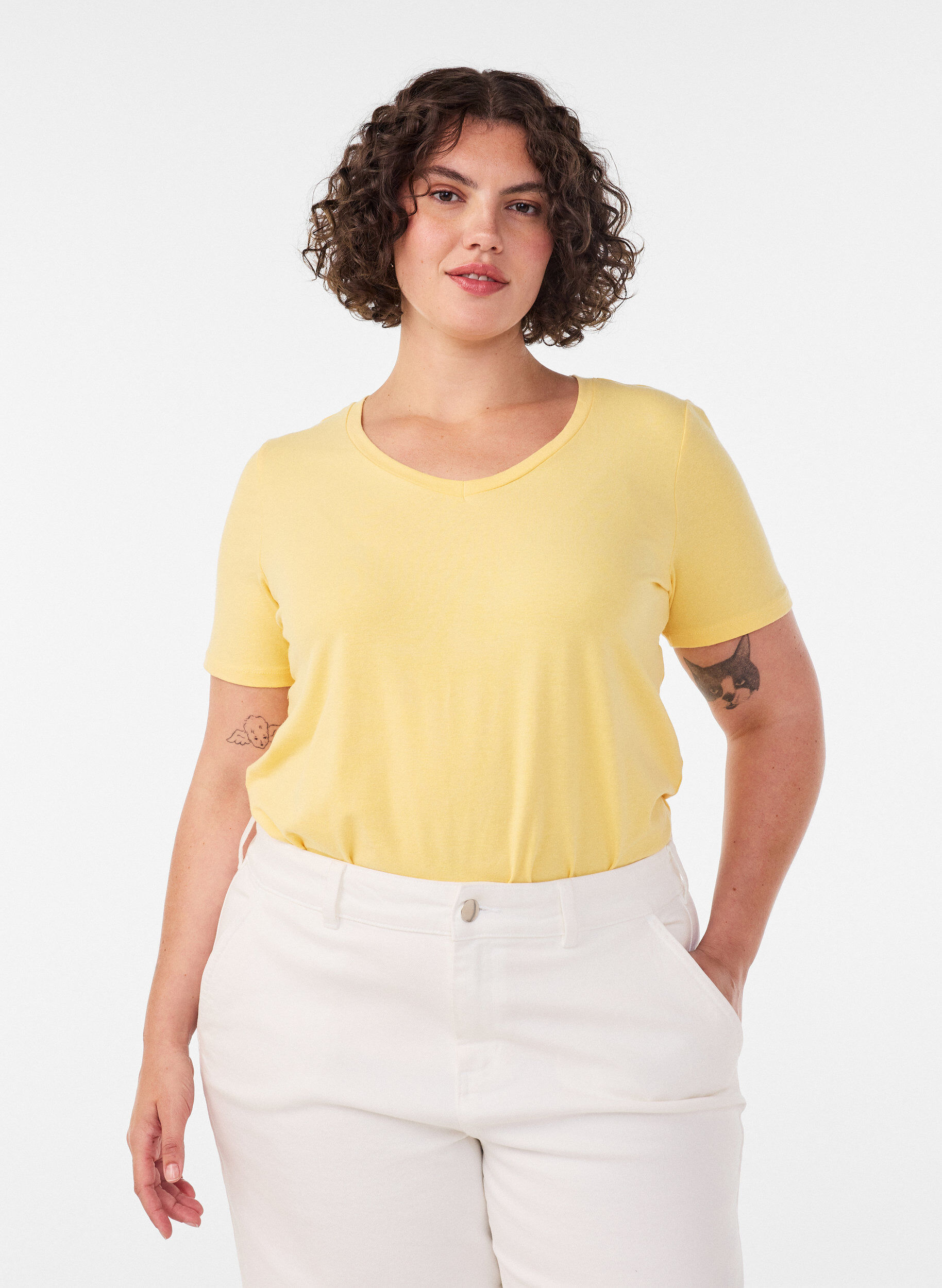 Basic plain cotton t-shirt, Yellow, Model