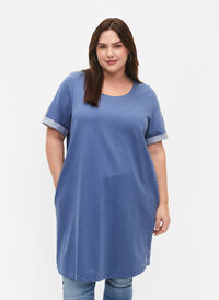 Short-sleeved sweat dress with pockets, Moonlight Blue, Model