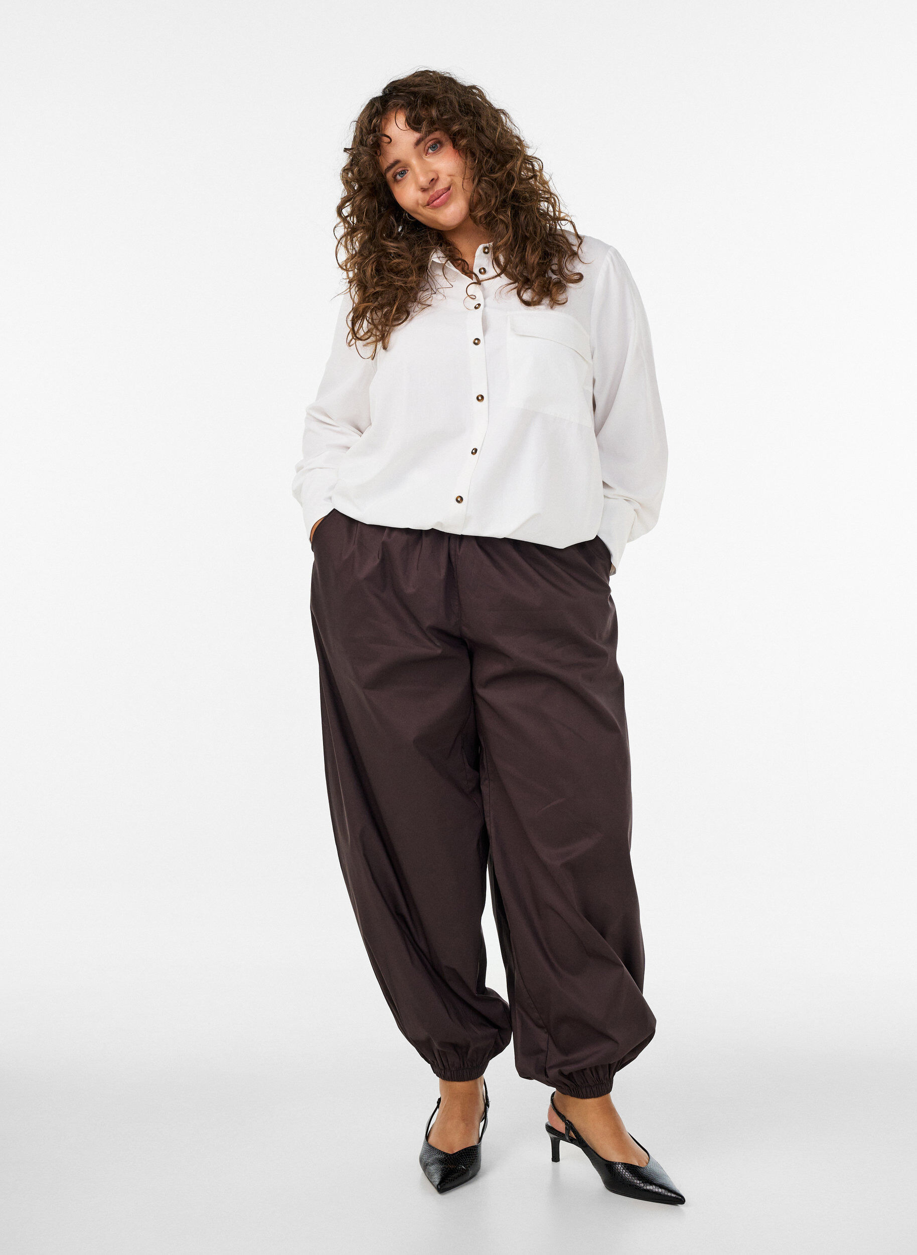 ZizzifashionShirt with chest pocket and balloon shape, White, Model image number 1