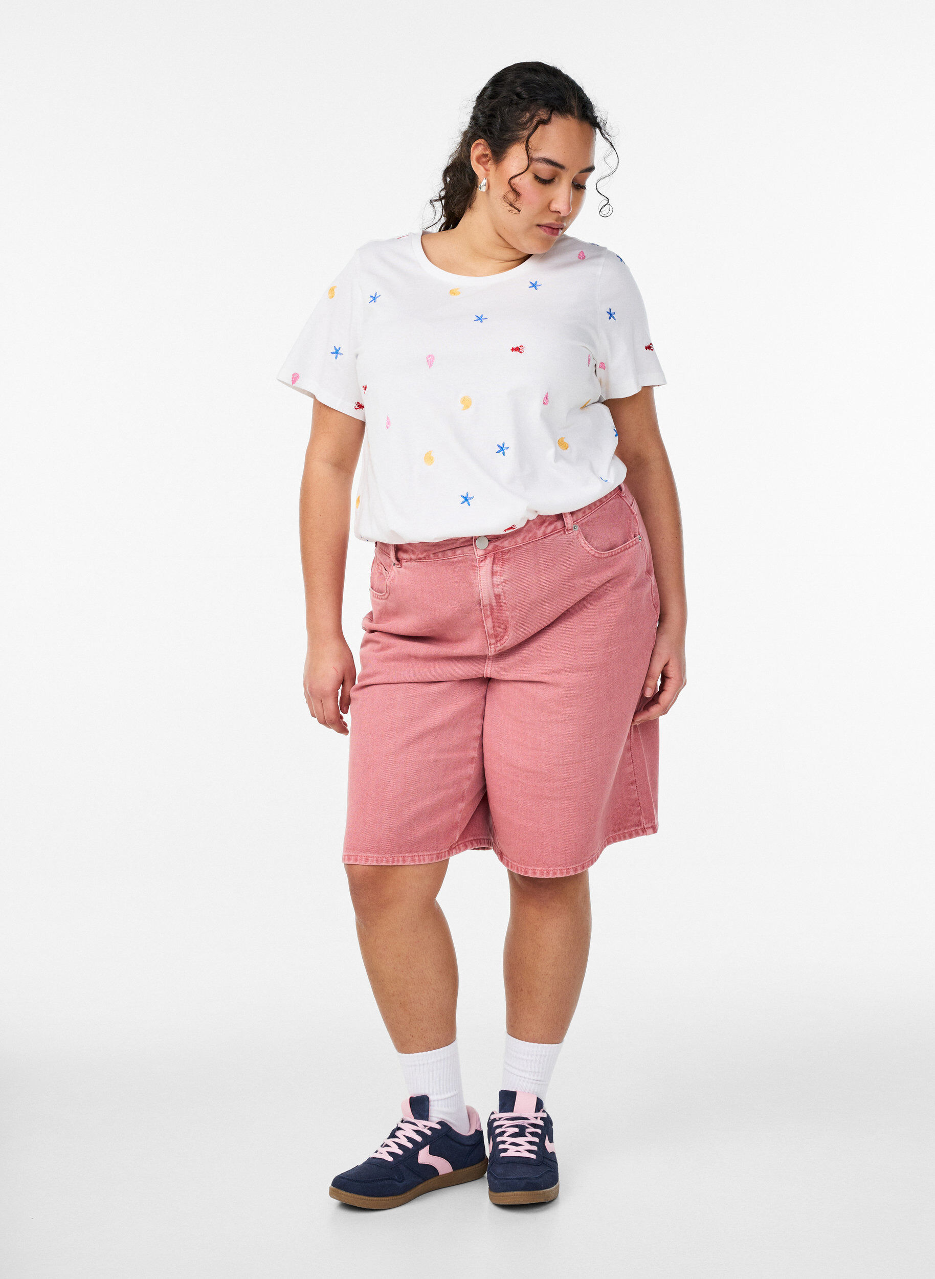 ZizzifashionT-shirt in organic cotton with embroidered motifs, White, Model image number 1