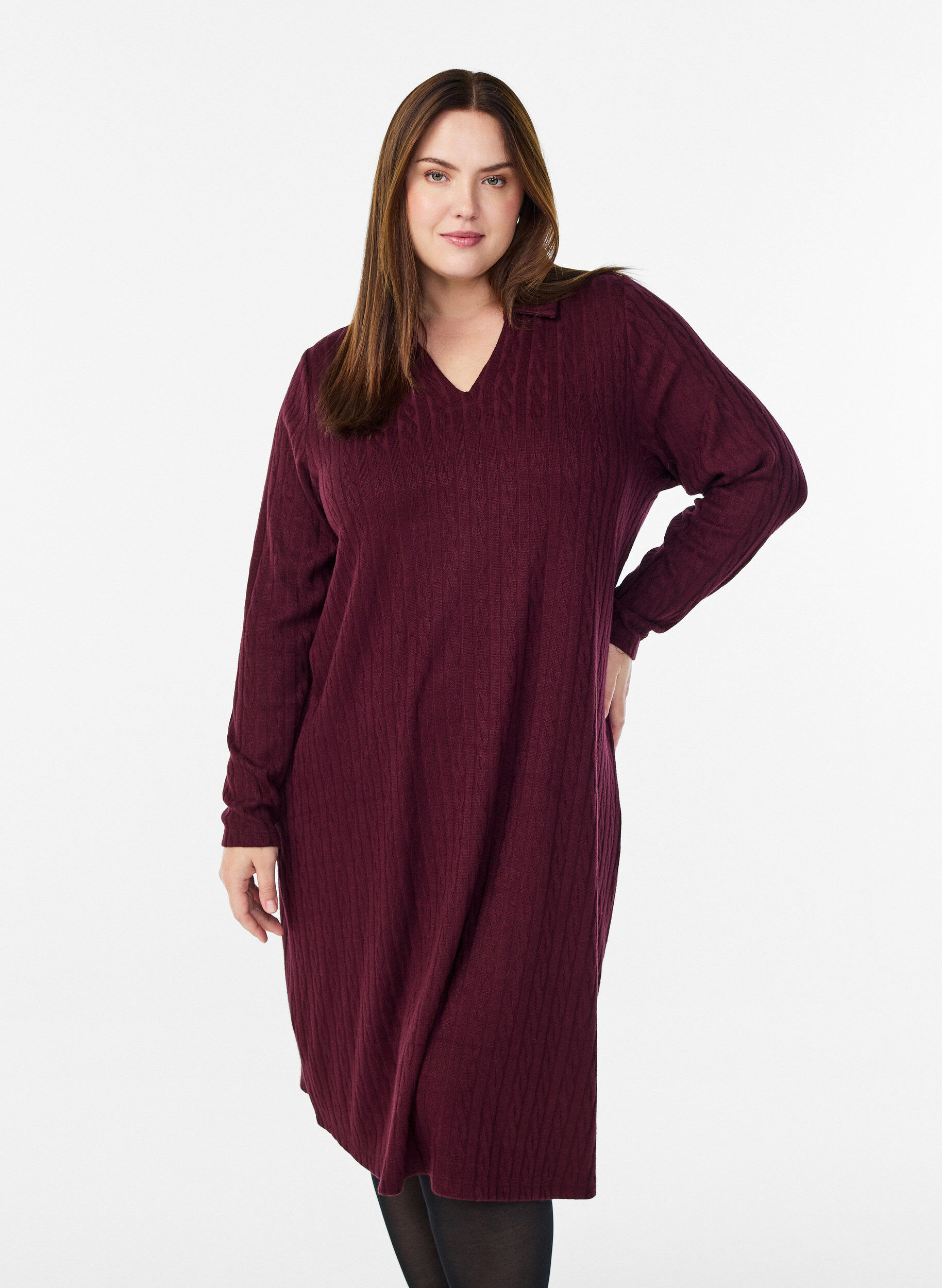 Zizzifashion Dress with cable structure and v-neck, Dark Bordeaux, Model image number 0