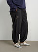 Training trousers with balloon legs, Black, Model image number 2