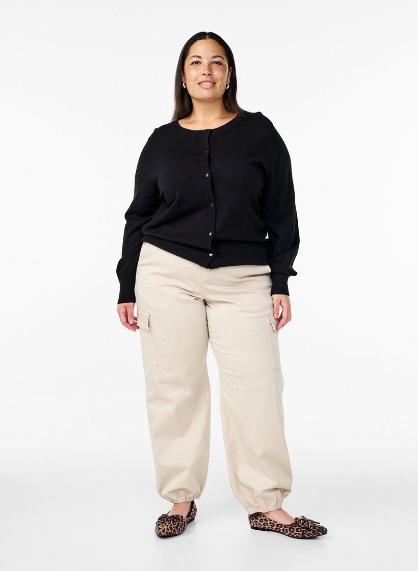 Knitted cardigan with buttons in viscose mix, Black, Model image number 2