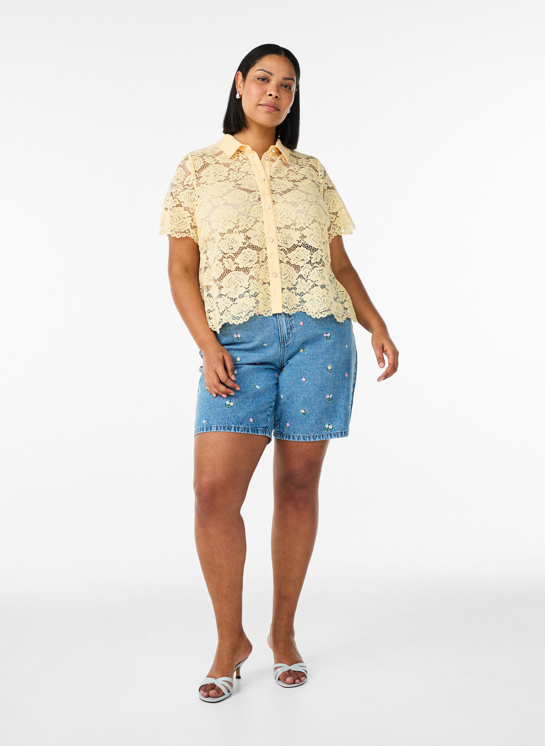 ZizzifashionLace shirt blouse with pearl buttons, Yellow, Model image number 1