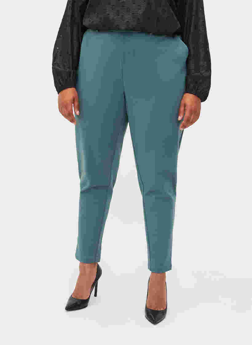 Cropped trousers with pockets, Silver Pine, Model image number 2