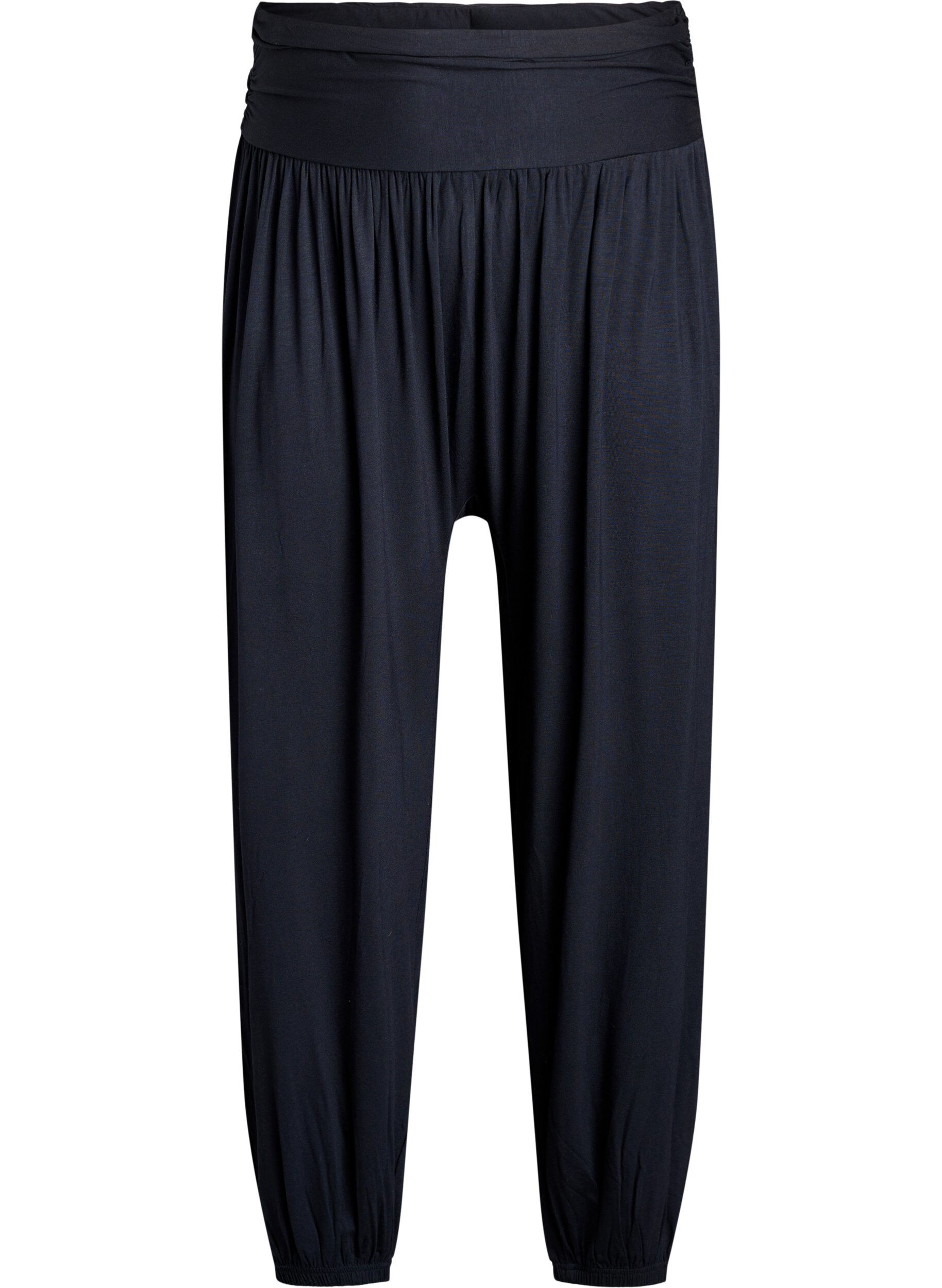 Loose-fitting harem trousers