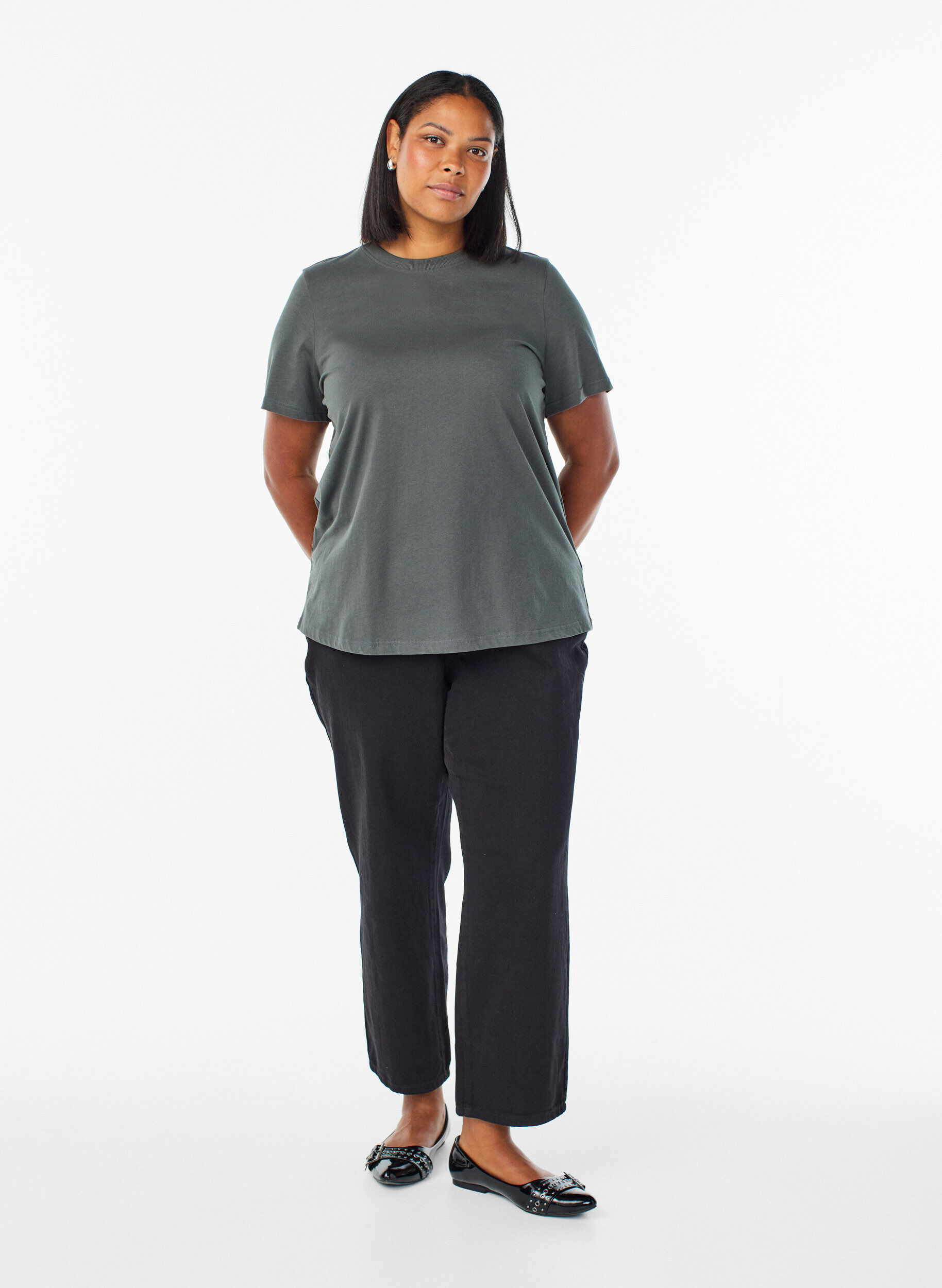 ZizzifashionBasic cotton T-shirt with round neck, Green, Model image number 1