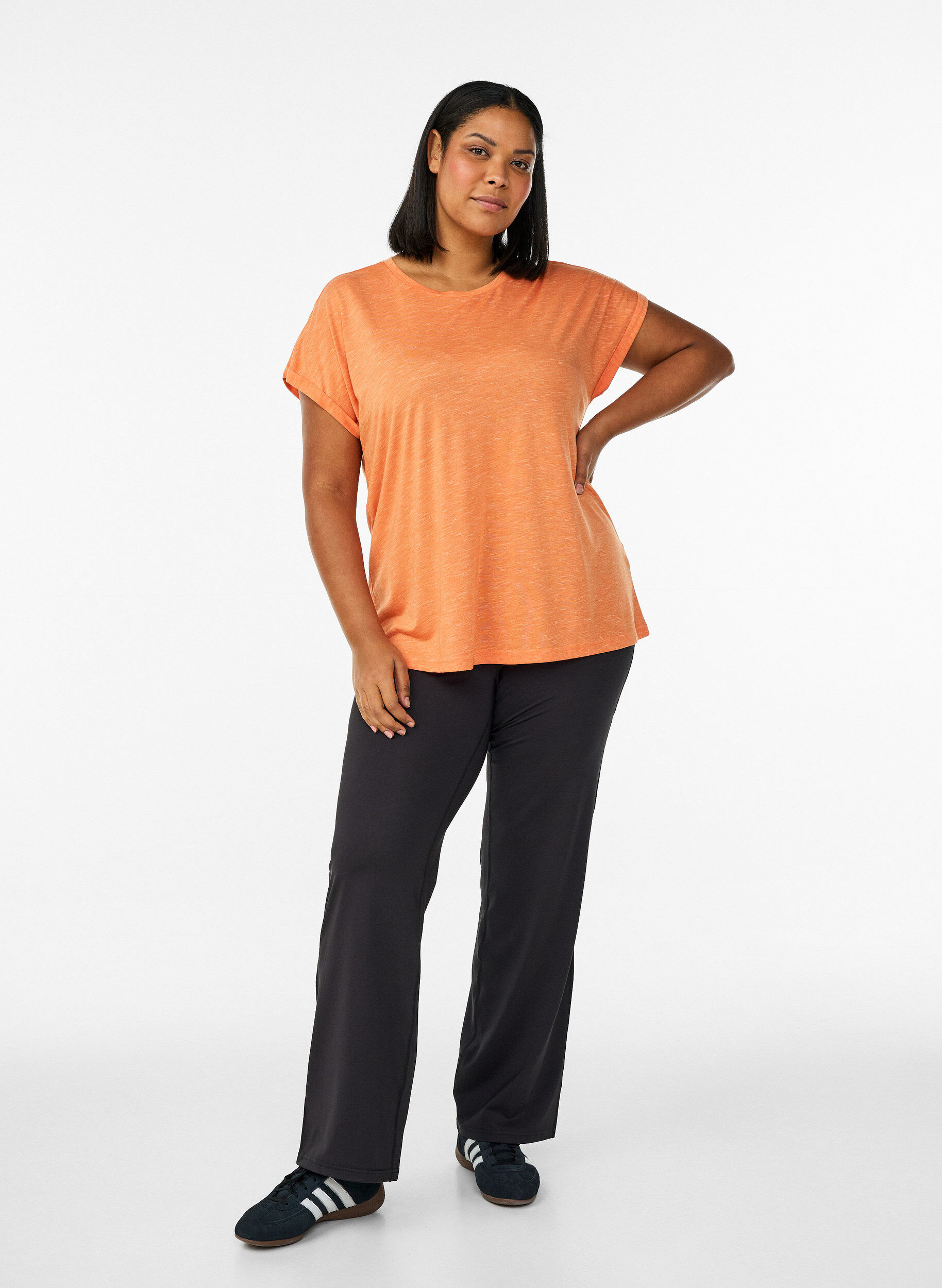 Zizzifashion Loose workout t-shirt with short sleeves, Coral, Model image number 1