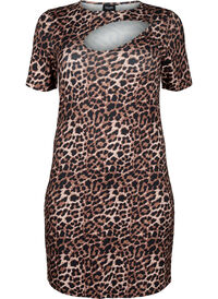 Close-fitting leopard print dress with a cut-out
