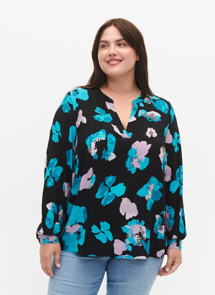 Long-sleeved viscose blouse with print, Blue AOP, Model image number 0