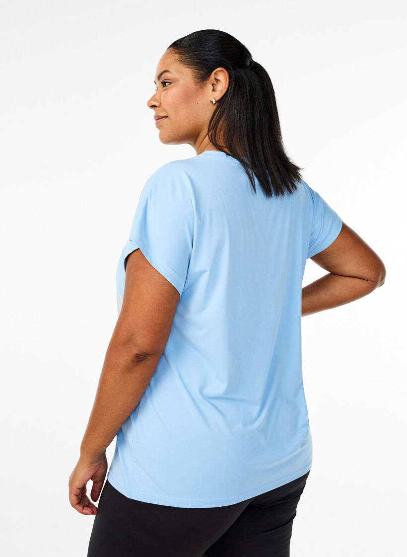 Solid-coloured workout T-shirt, Blue, Model image number 2