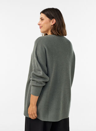 Green Solvent Guide Long rib-knit blouse with a V-neck - Green - Sz. 40-64 - Zizzifashion