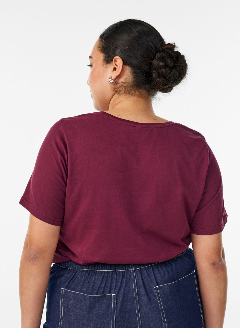 T-shirt with motif, Red, Model image number 2