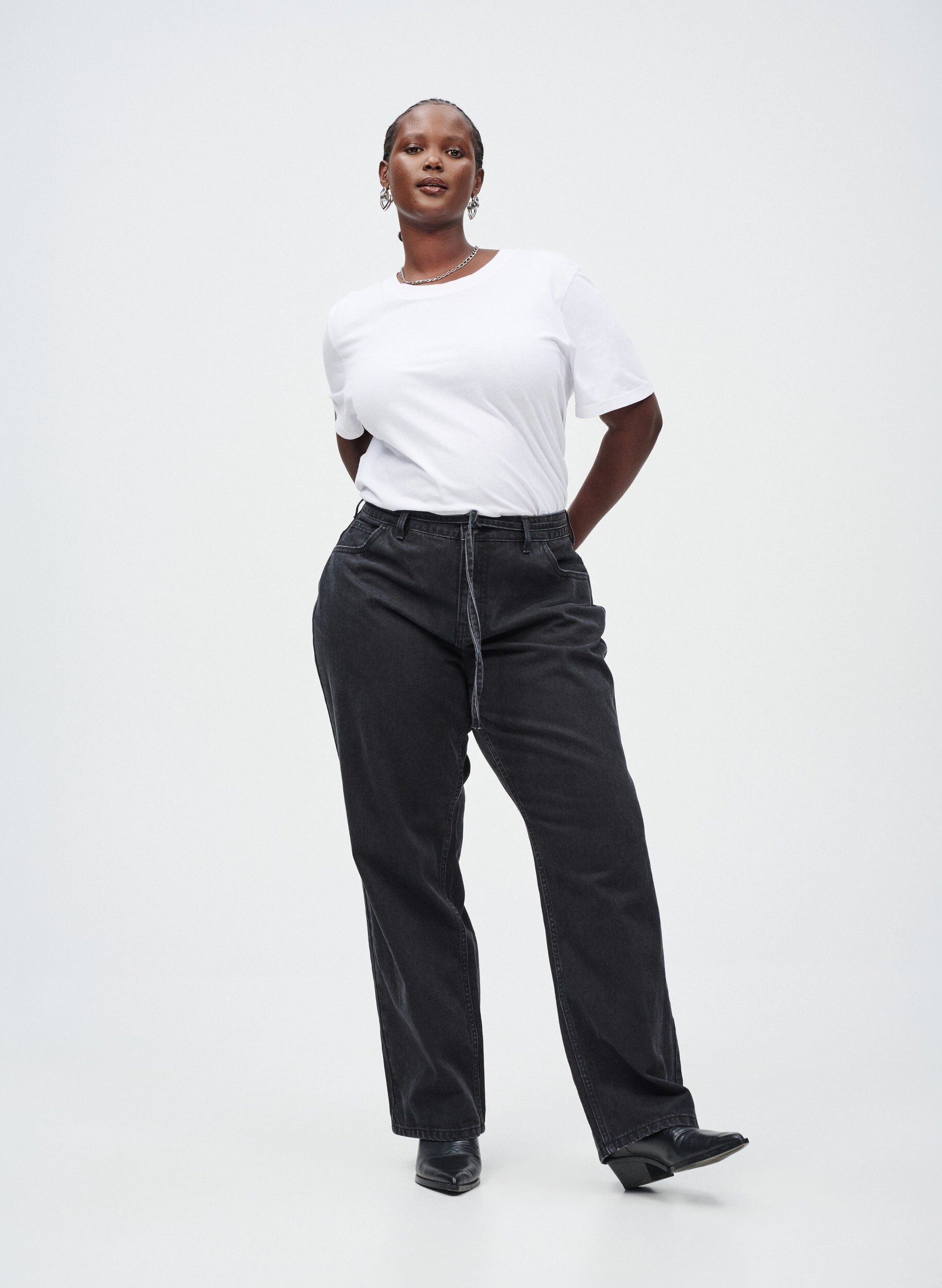 Zizzifashion Straight fit jeans with a tie belt, Black, Image image number 0