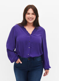 Long-sleeved shirt blouse in viscose, Heliotrope, Model