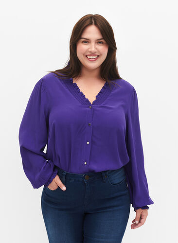 Long-sleeved shirt blouse in viscose, Heliotrope, Model image number 0