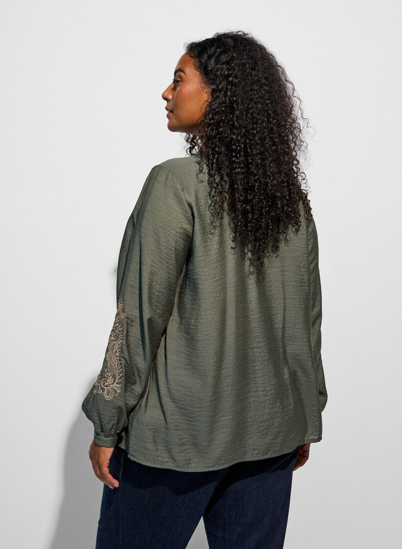 Viscose shirt with embroidered sleeves, Green, Model image number 2