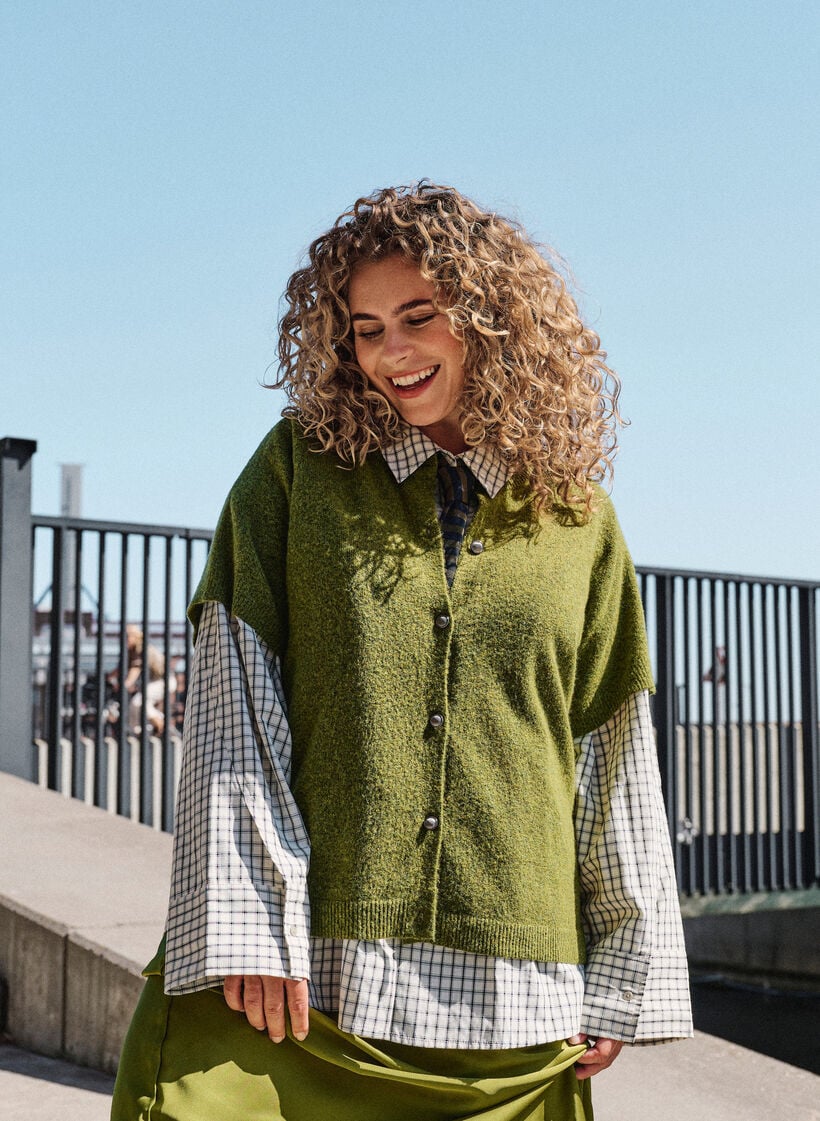 Knit cardigan with short sleeves, Green, Image image number 0