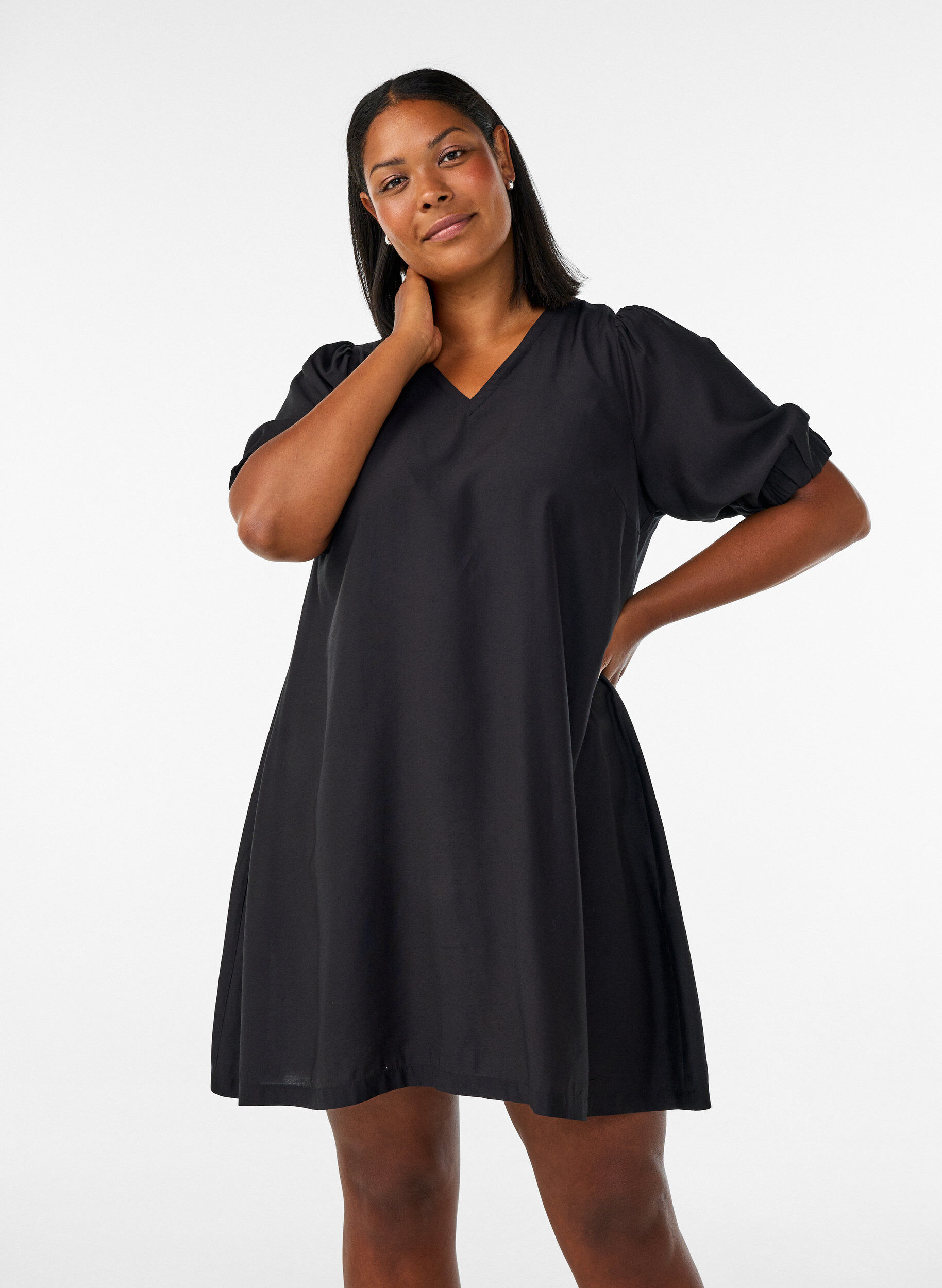 Short A-line dress with V-neck, Black, Model