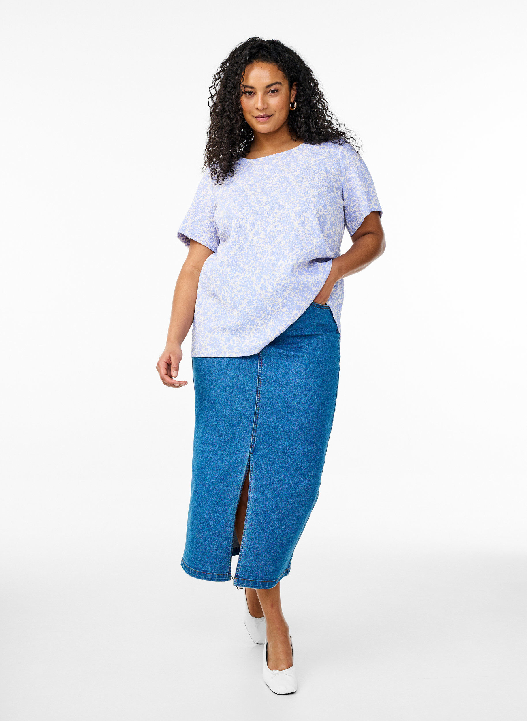 ZizzifashionShort-sleeved blouse with texture, Blue, Model image number 1