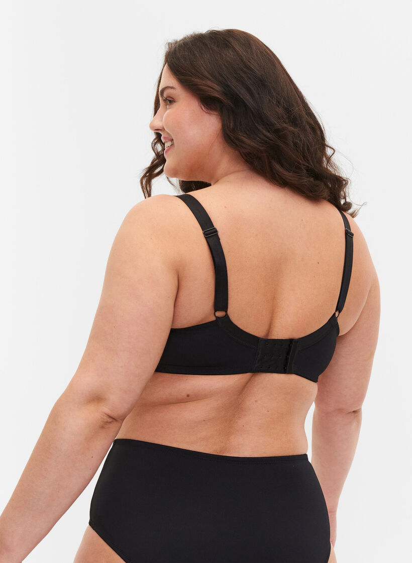 Balconette underwire lace bra, Black, Model image number 1