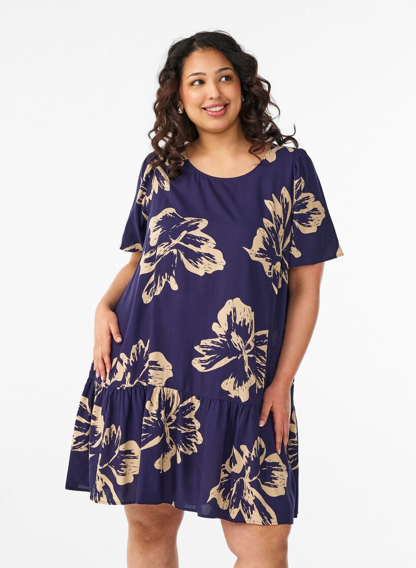 Dress in viscose with cutline, Blue, Model image number 0