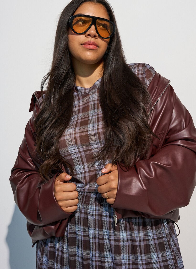 Faux leather bomber jacket with a drawstring hem, Brown, Model