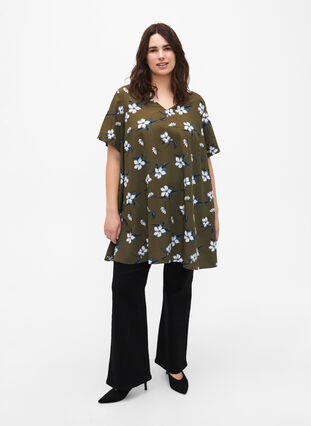 FLASH - Tunic with v neck and print, Olive Night Flower, Model image number 2
