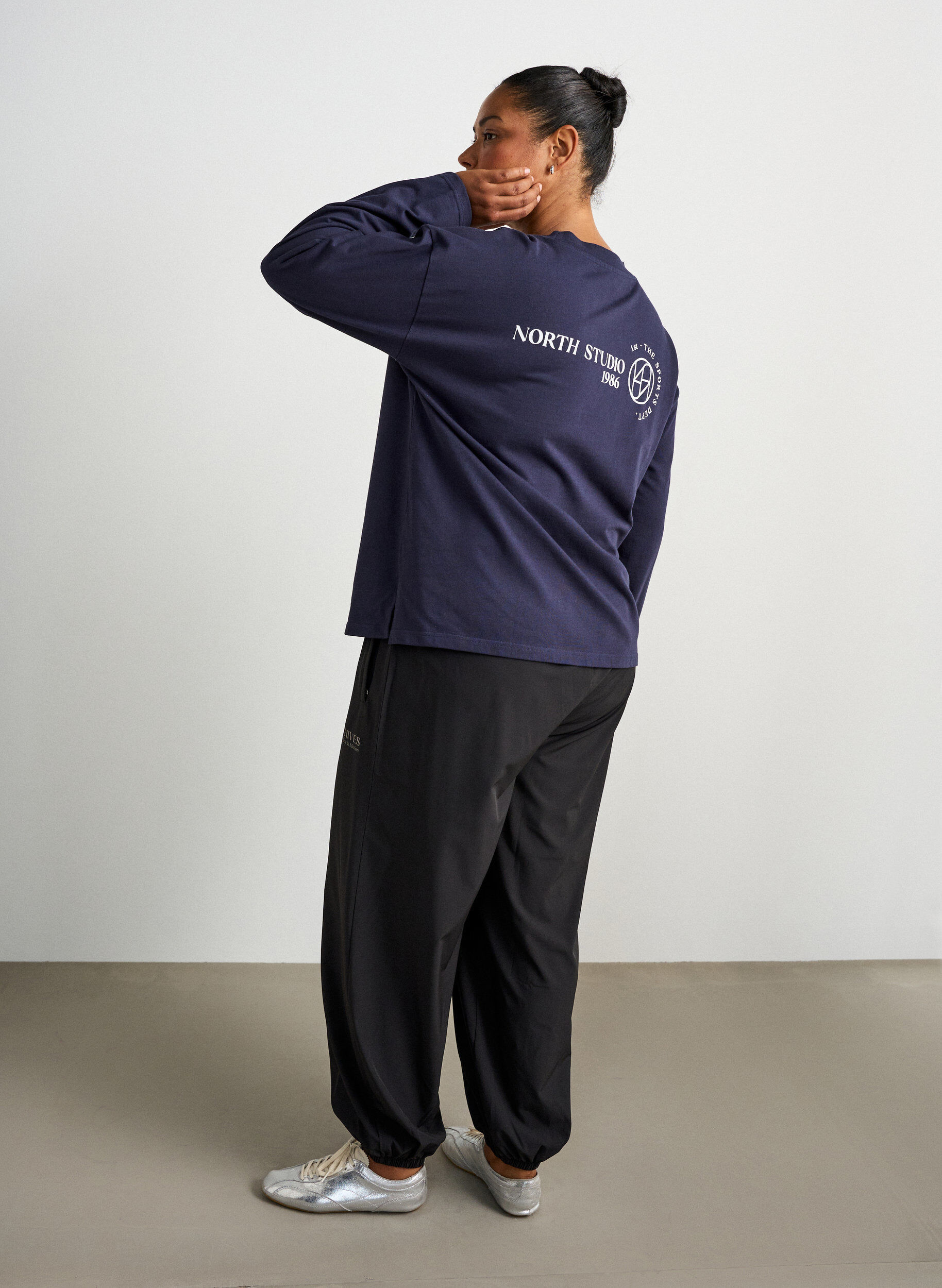 ZizzifashionTraining trousers with balloon legs, Black, Model image number 1