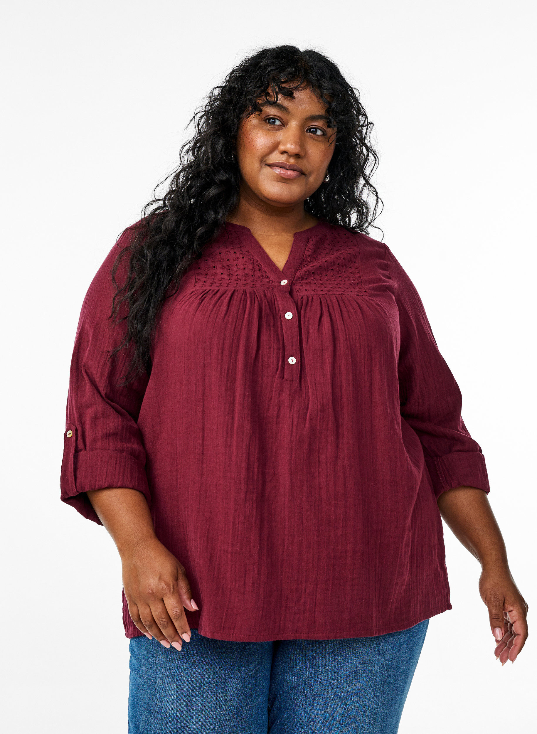ZizzifashionBlouse in cotton muslin with broderie anglaise, Dark Bordeaux, Model image number 0